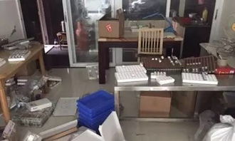 2元 x26quot 塑料片 x26quot 貼某名品牌商標 變名牌隱形眼鏡